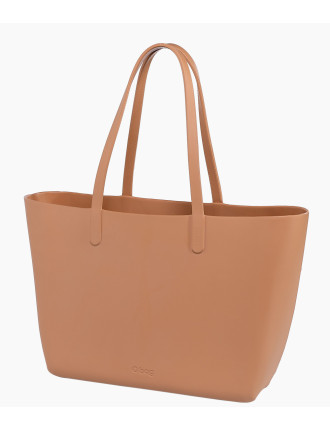 O bag Icon Rum beige shoppingväska i EVA-material. Baksida