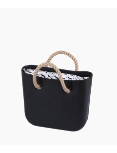 O bag Mini Nero med Logo Black innerväska och korta naturfärgade rephandtag.